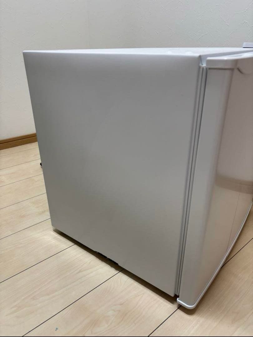 コンフィー(COMFEE’) 冷蔵庫 45L RCD45WH/E