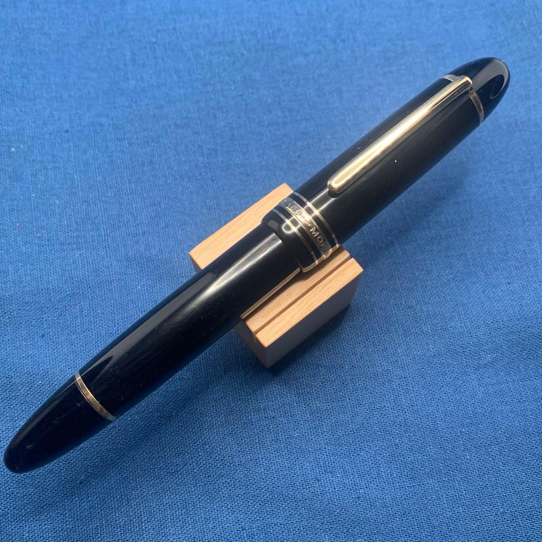 良品　モンブラン　149 中白18K F ヘミングウェイ　マイスターシュテュック