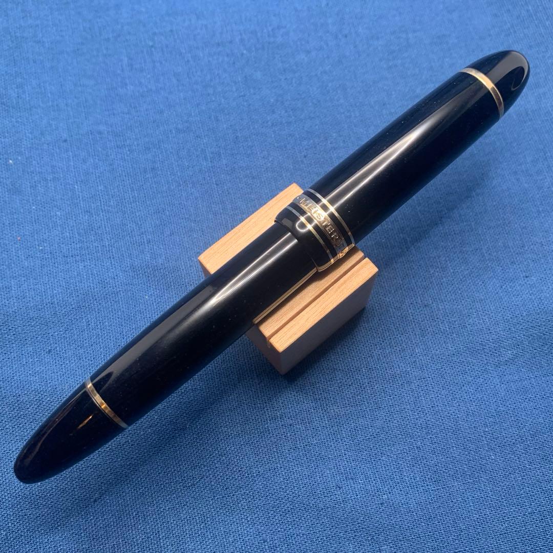 良品　モンブラン　149 中白18K F ヘミングウェイ　マイスターシュテュック
