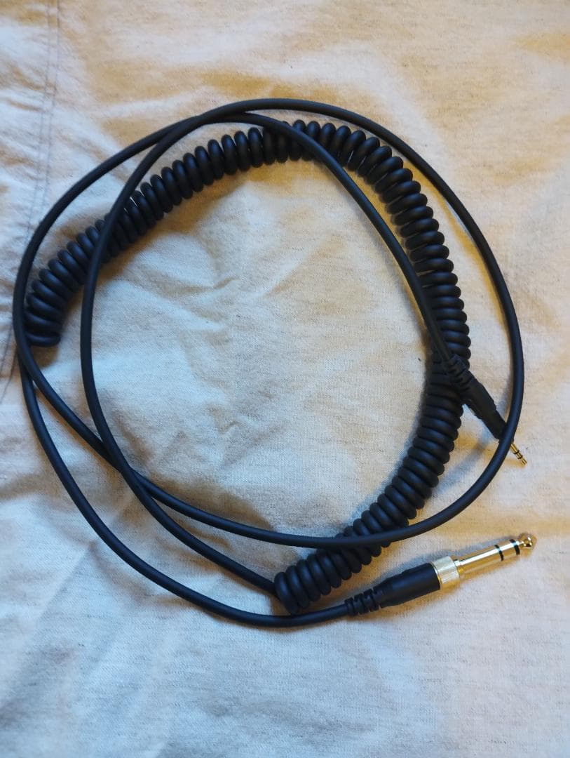 オーディオテクニカ 有線ヘッドホン ブラック 箱・収納ケース付 ATH-M50x