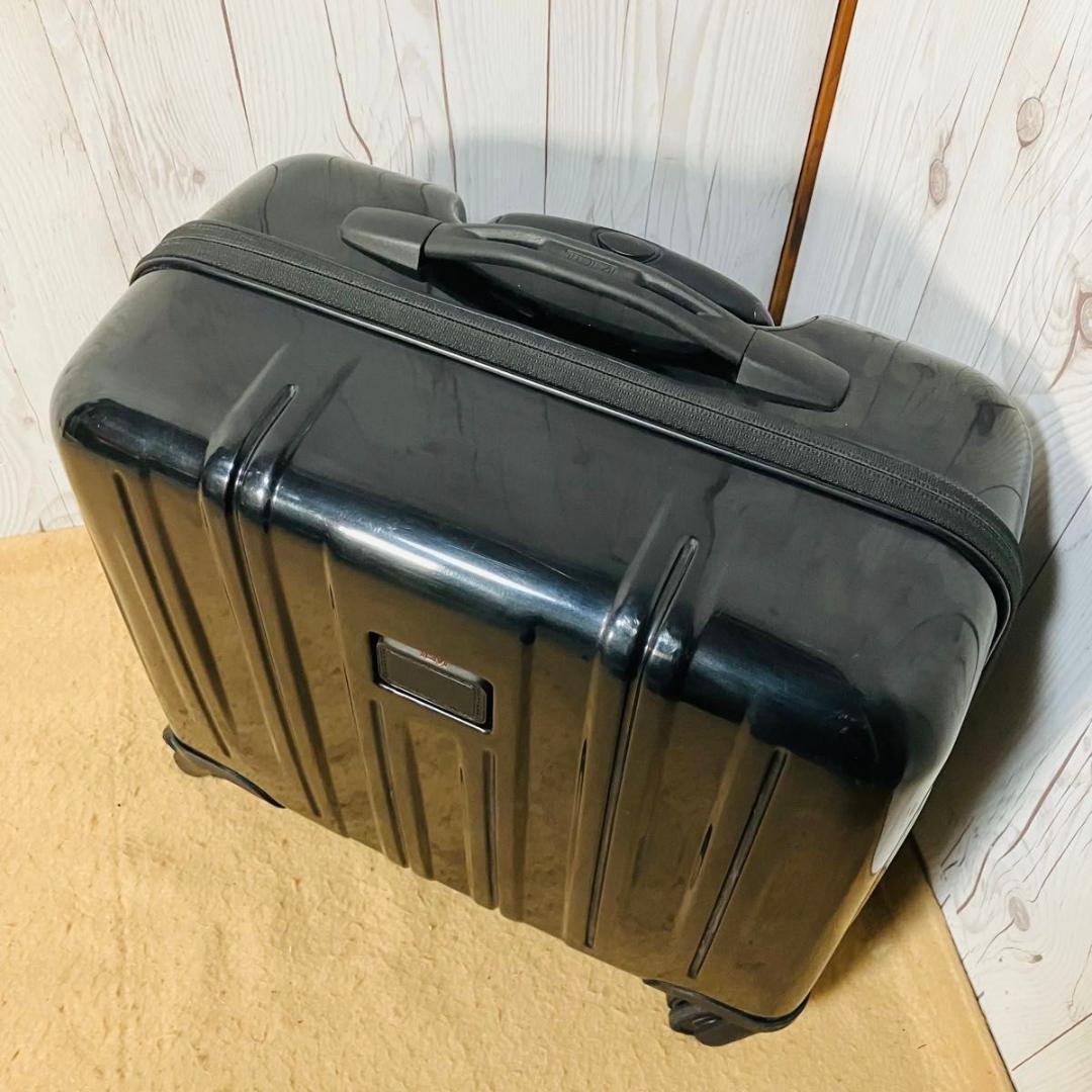 【希少】TUMI スーツケース 228004D V3 ブラック4輪 機内持込可能
