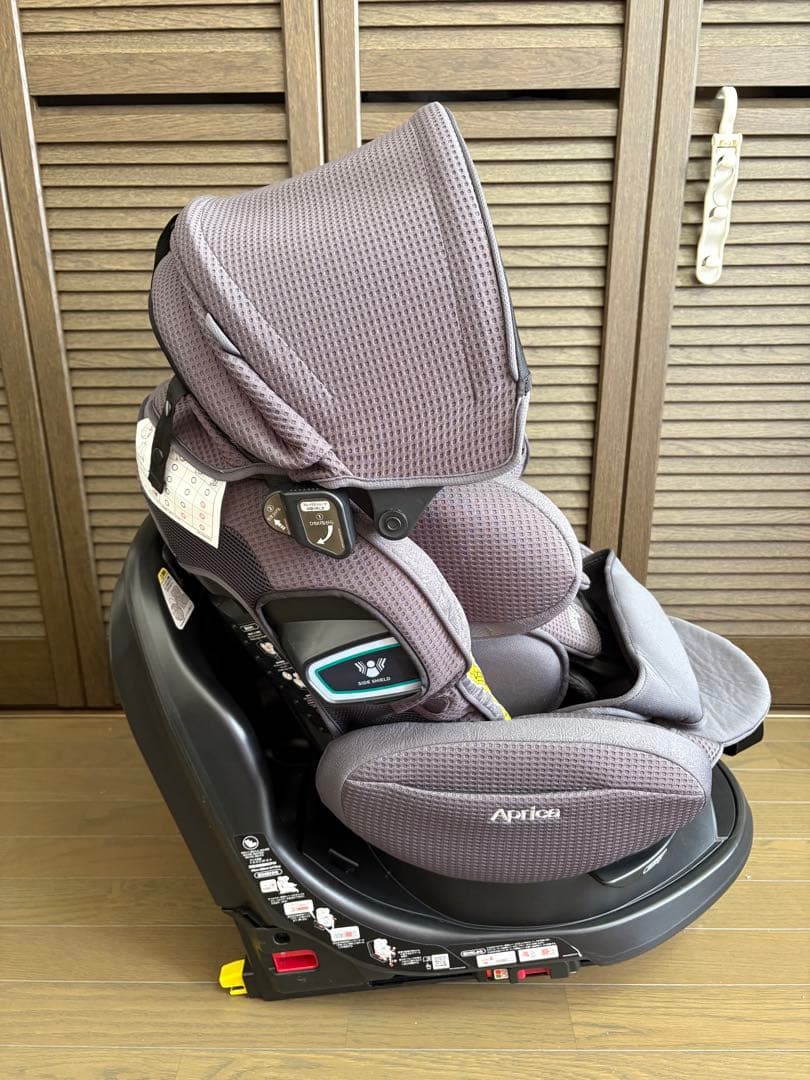 Aprica プラディア　グロウ　isofix セーフティプラス　プレミアム
