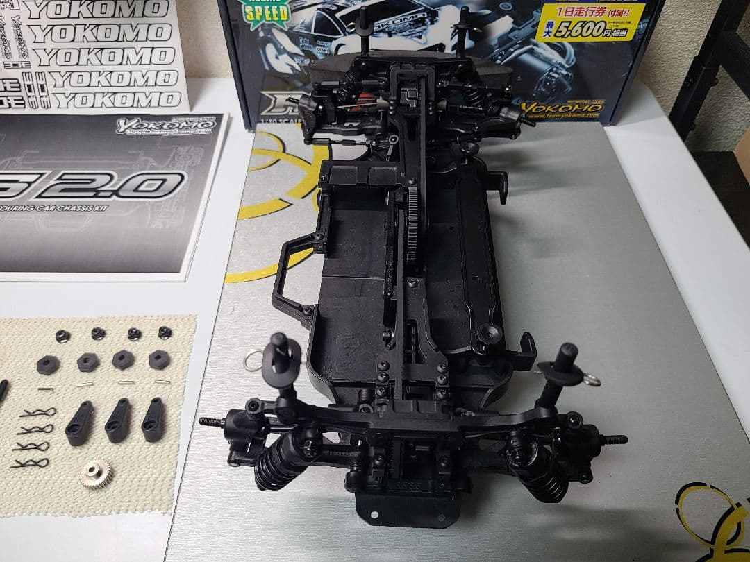 組立済　ルーキースピード　RS2.0　ラジコン　シャーシ　ヨコモ　YOKOMO