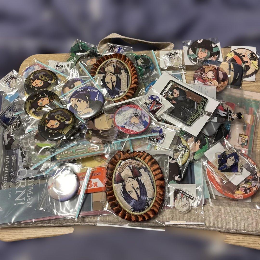 v*i様 【リボーン】缶バッジ・アクリル系・紙類まとめて売り