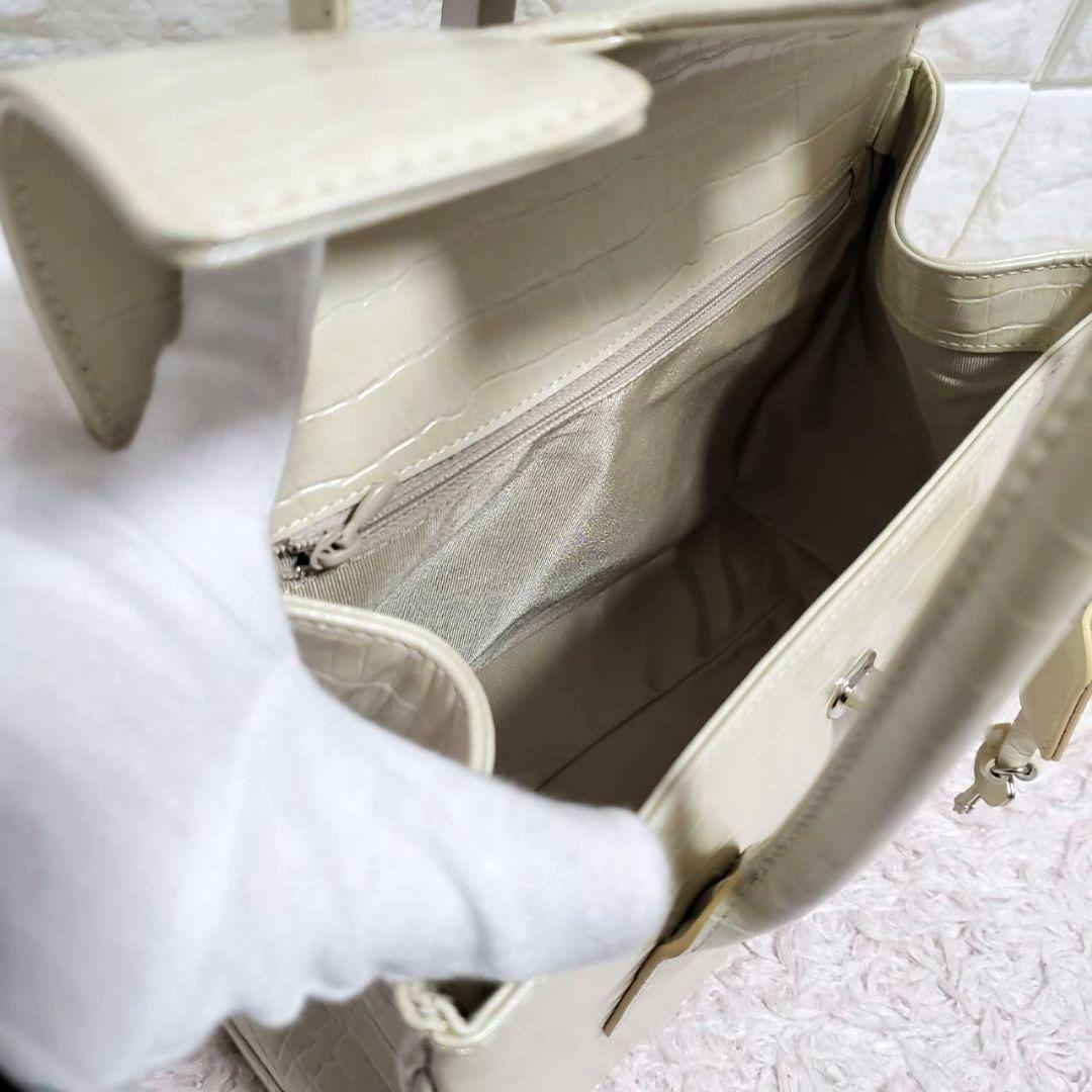 傳濱野 HAMANO 濱野 クロコ 型押しパールホワイト南京錠ハンドバッグ 美品