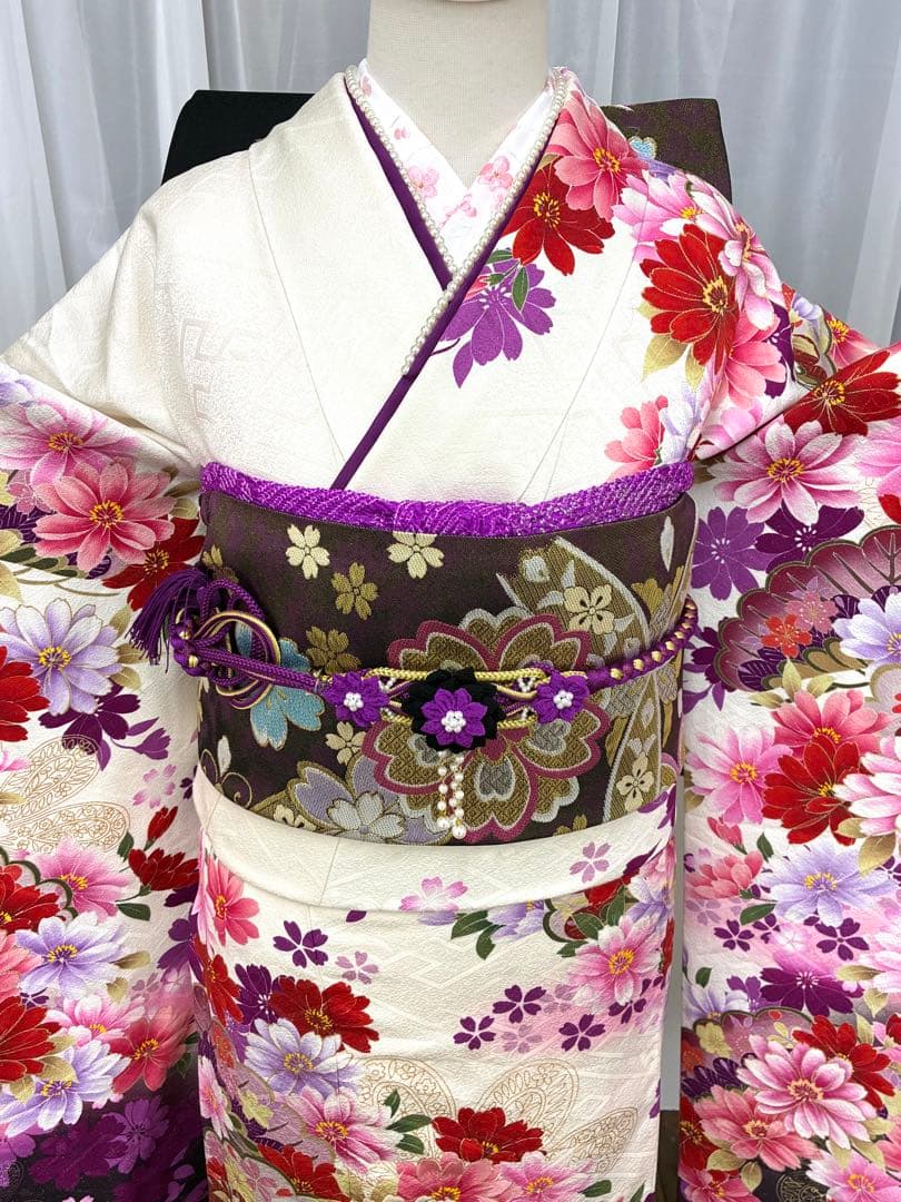 成人式　振袖フルセット　1139 白地　ピンク　紫花柄　正絹　振袖　格安！