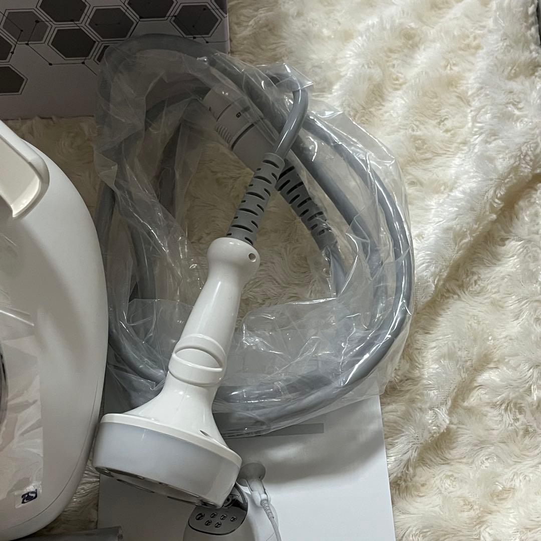 <セルチューン>　CELLTUNE 家庭用美容機器