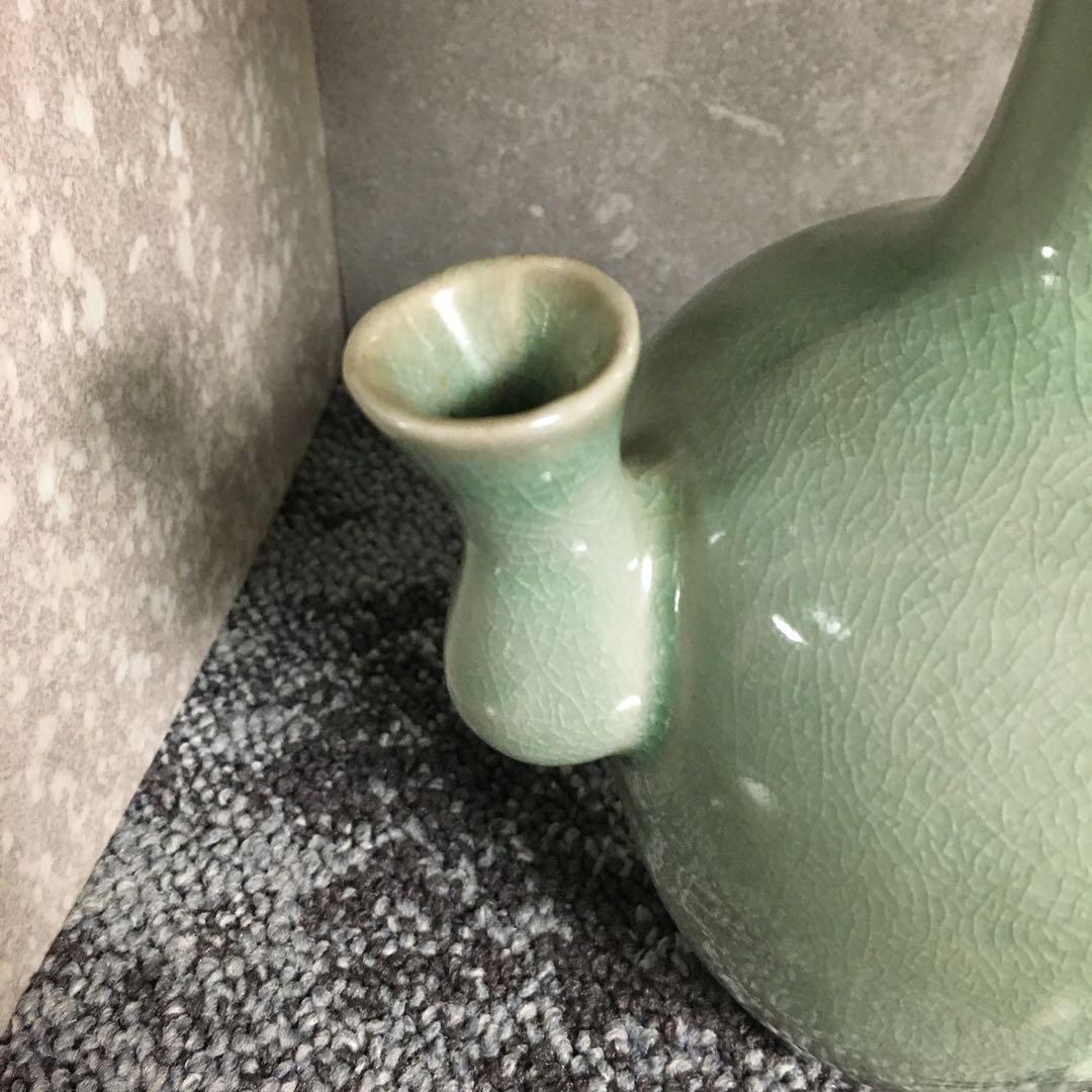 青磁　浄瓶　水瓶　水差　花瓶　一輪挿し　仏教　仏具　陶印あり