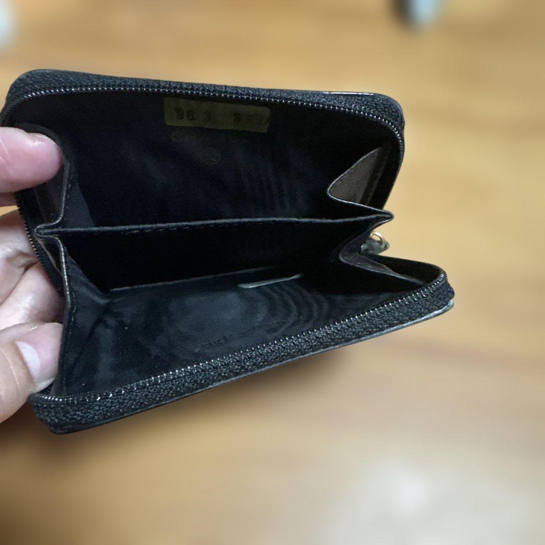 シャネル　CHANEL エナメル　小銭入れ　ブティック　デカロゴ　ケース