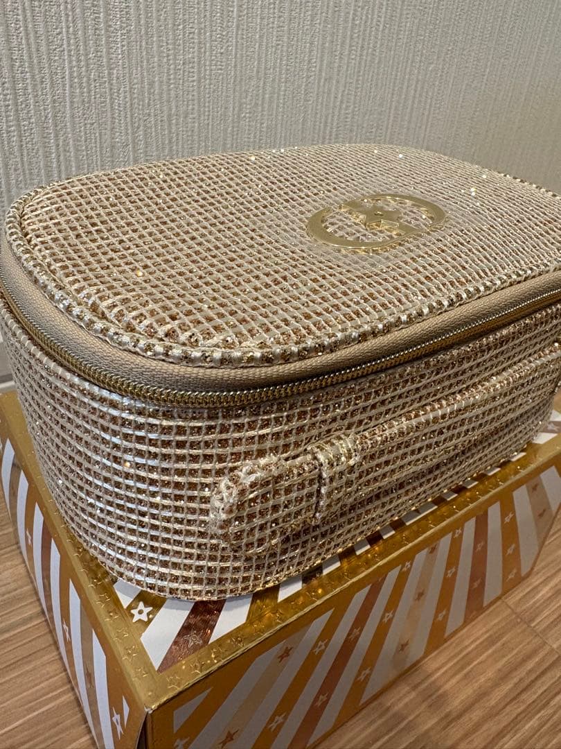 匿名配送　Dior ディオール ホリデー オファー (限定品) 2025