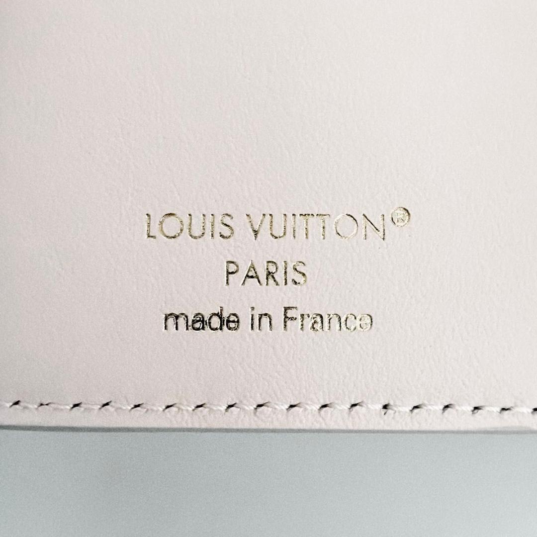 ルイヴィトン ポルトフォイユ・クレア マヒナ 二つ折り財布 M13470 未使用