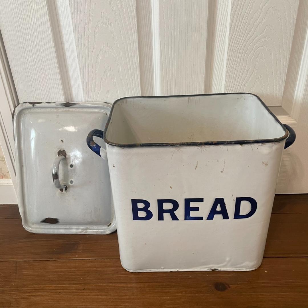 イギリスアンティーク ホーロー ブレッド缶 ブロカント 蚤の市 ヴィンテージ