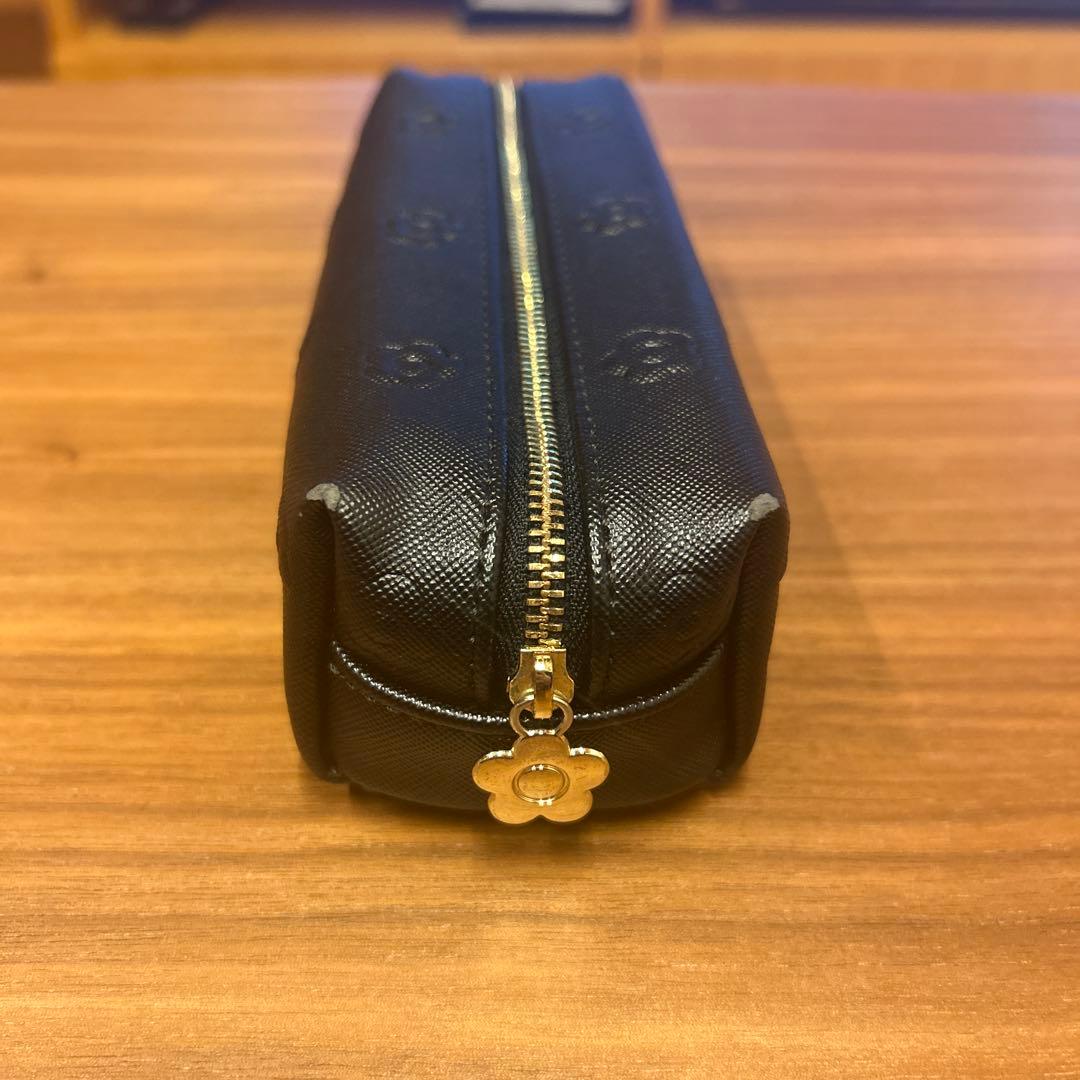 マリークワント デイジースクエア 筆箱 折りたたみ財布