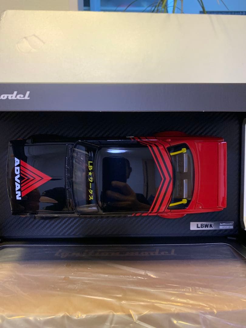 イグニッションモデル　1/18 LBWK ハコスカ アドバン