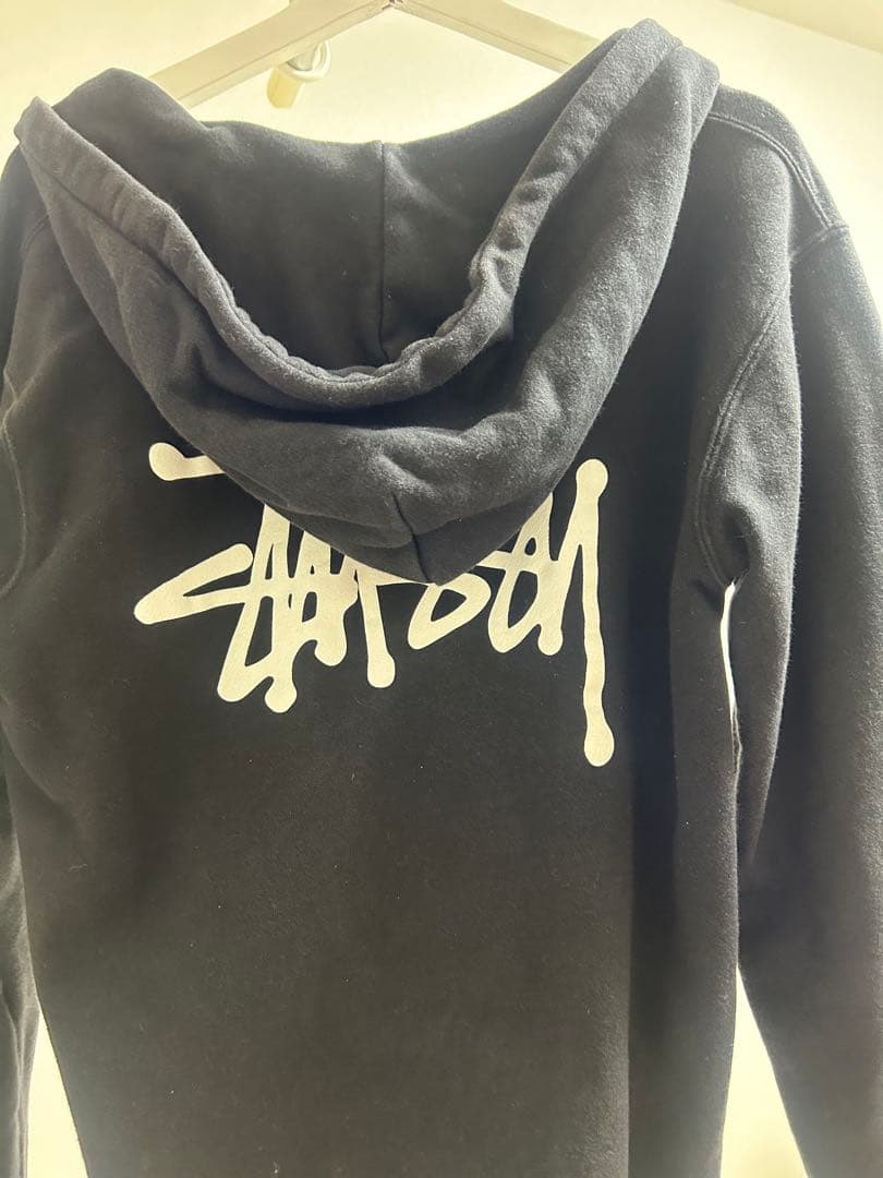 stussy パーカー