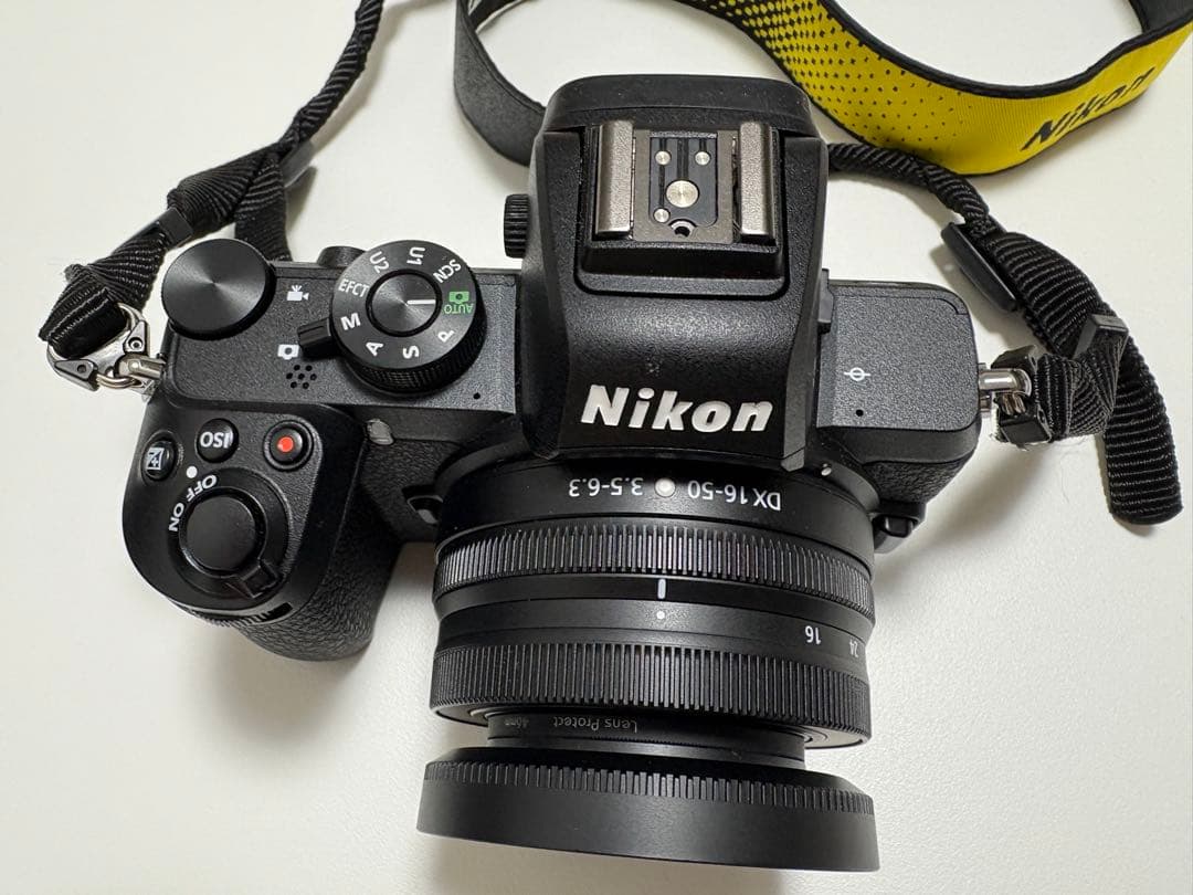 Nikon Z 50 ミラーレスカメラ