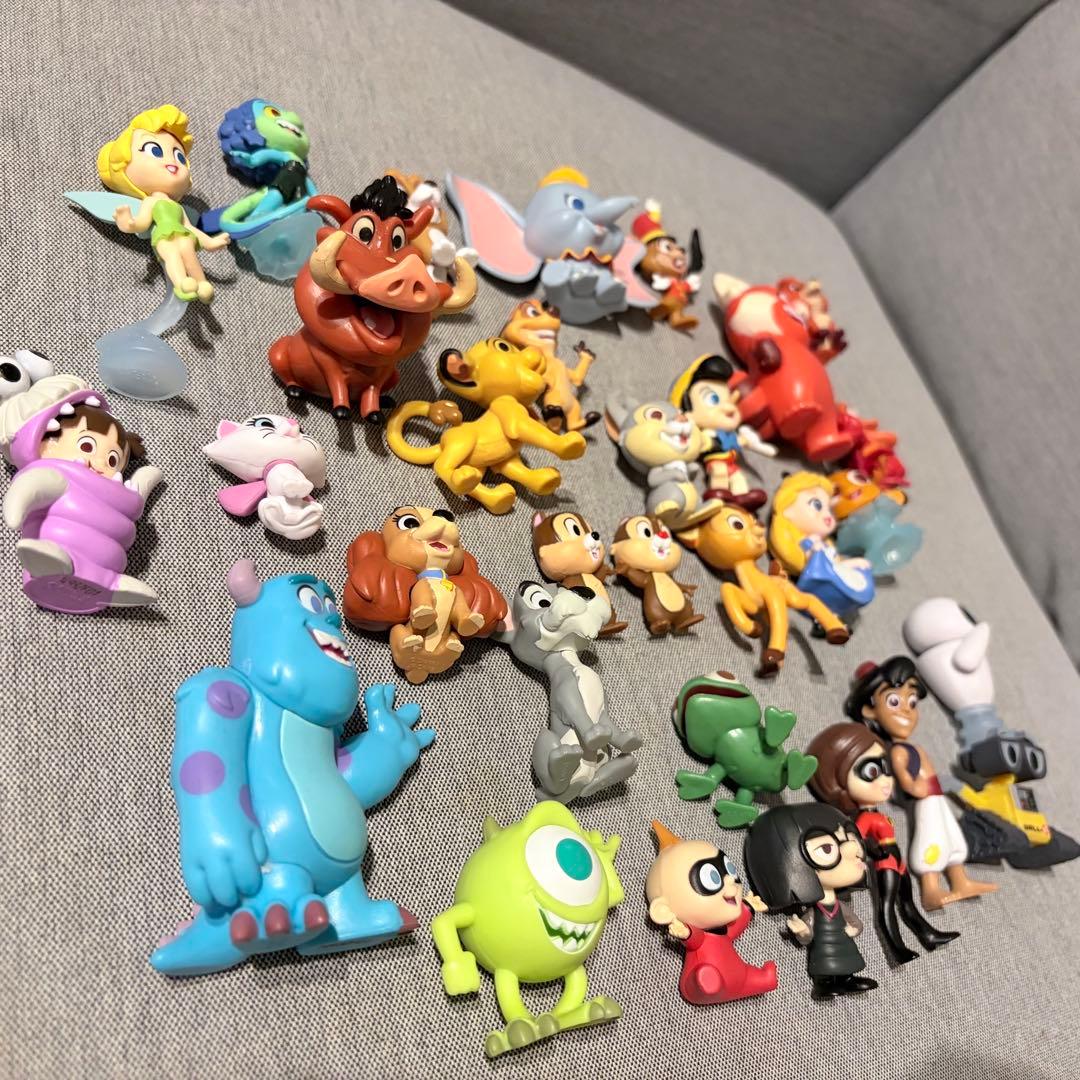 ディズニー100 フィギュア おもちゃ 18体セット
