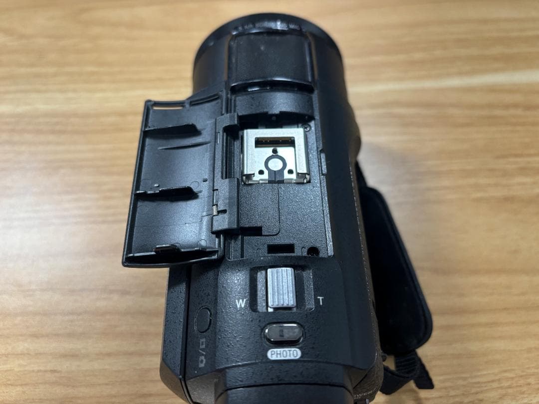 U*U様 SONY FDR-AX60 4Kビデオカメラ（純正バッテリー・ACアダ