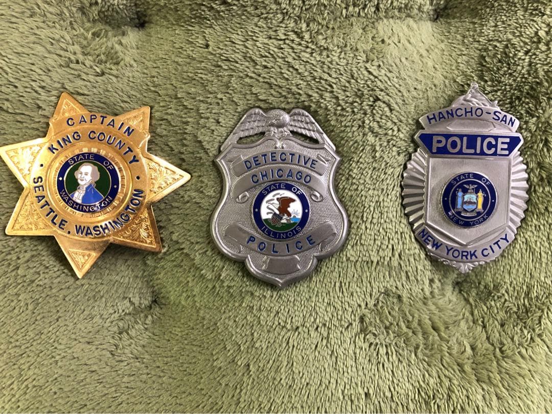 ポリスバッジ　警察バッジセット シアトル・シカゴ