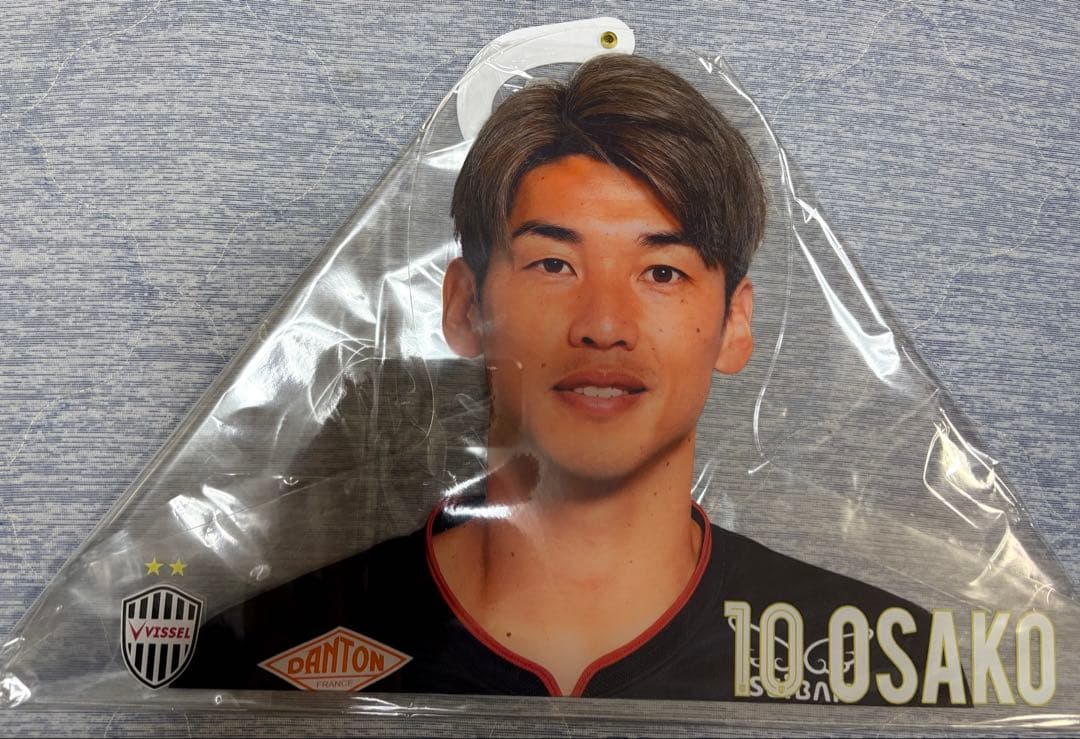 【ヴィッセル神戸】24年　大迫勇也　プレイヤーアクリルハンガー