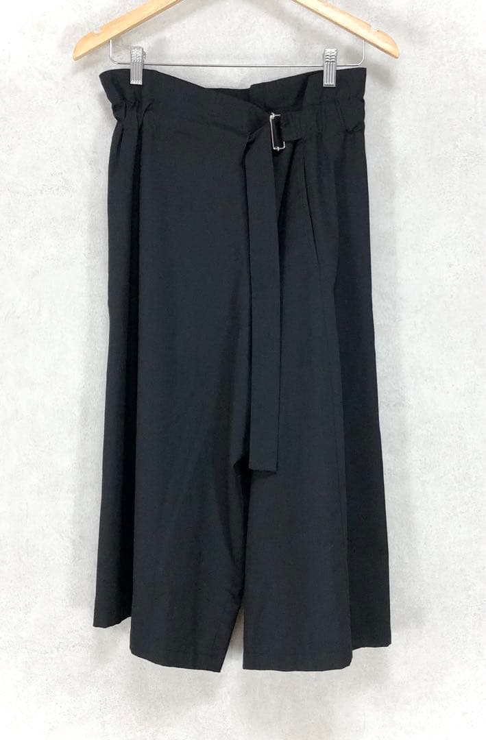 LIMI feu リミフゥ ベルテッド変形ワイドパンツ 黒 ブラック