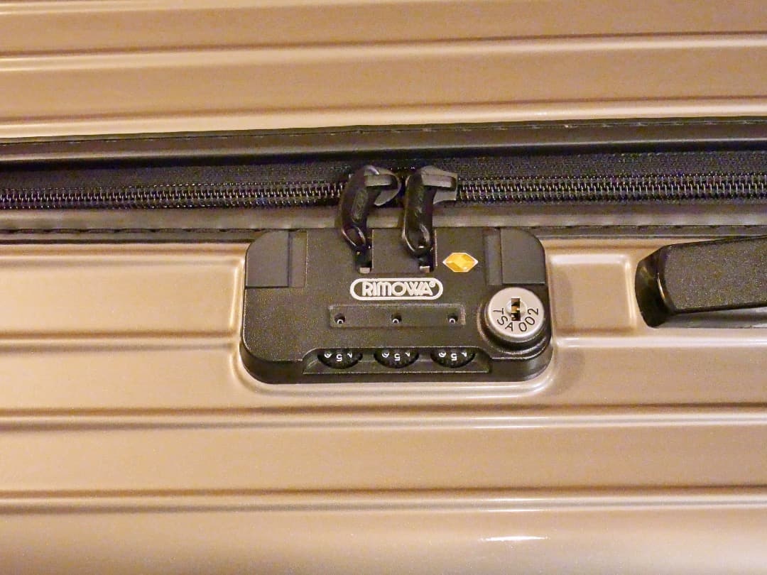 GW特価　美品　RIMOWA リモワ サルサ 4輪 シルバー キャリー　TSA