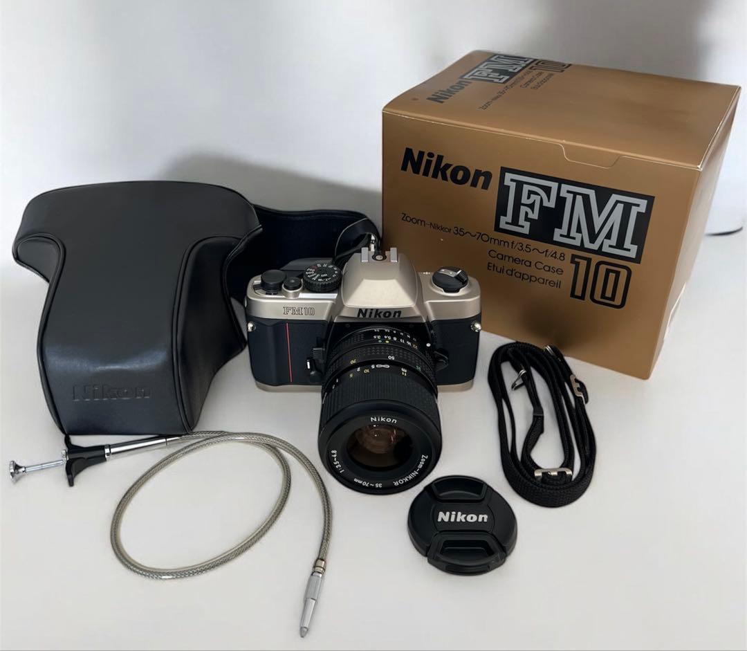 Nikon FM10 一眼レフ　カメラセット