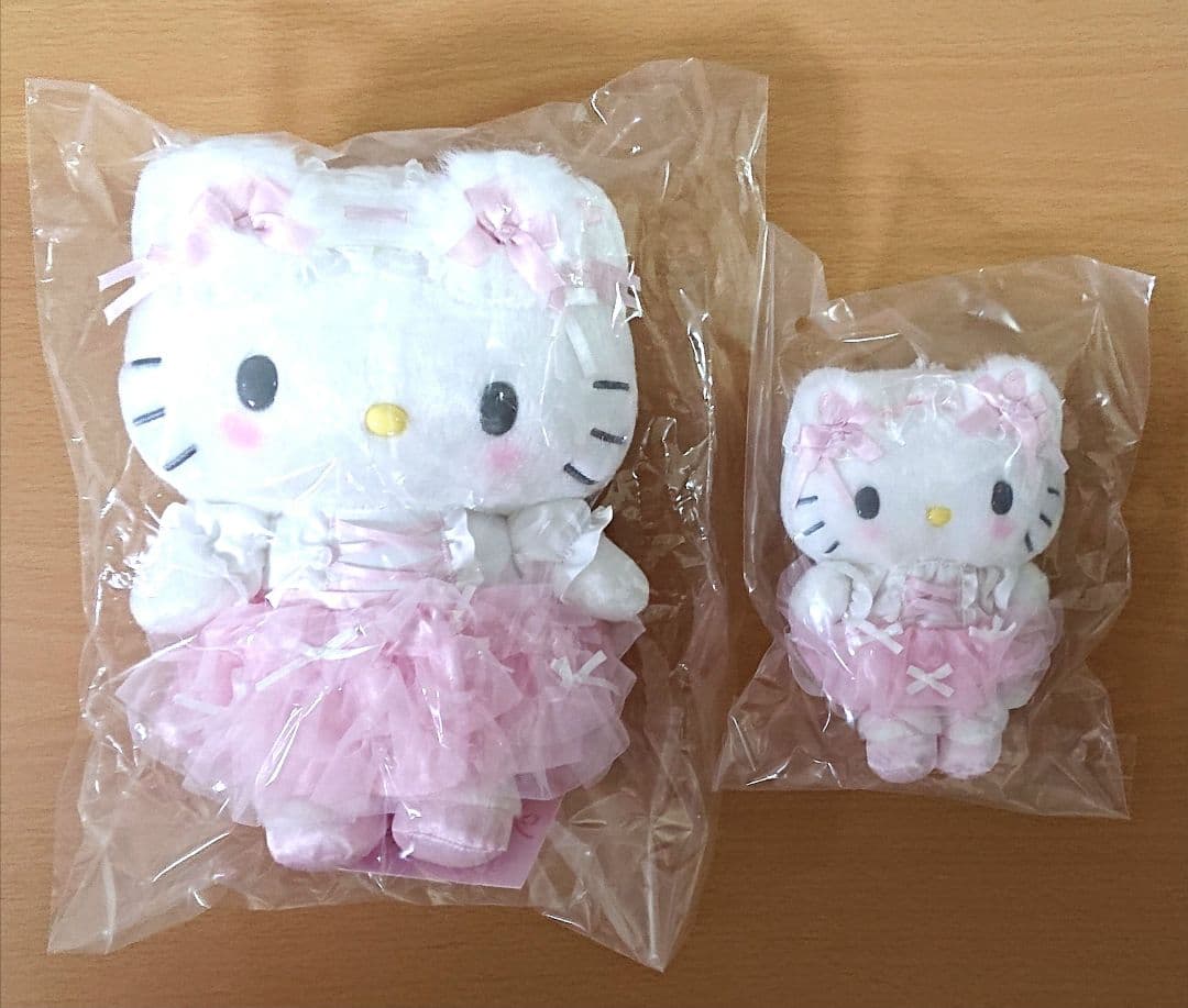 サンリオ 白猫バレリーナ ハローキティぬいぐるみ ぬいぐるみマスコットホルダー