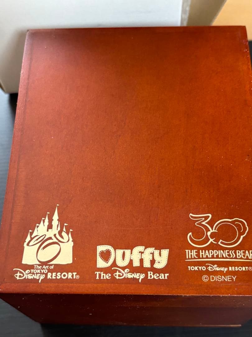 超激レア❣️未使用保管❣️ダッフィー30周年記念 木箱入りぬいぐるみ 元箱あり