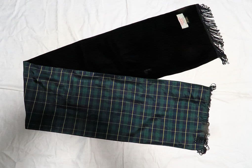 デュワーズホワイトラベル シルクマフラー