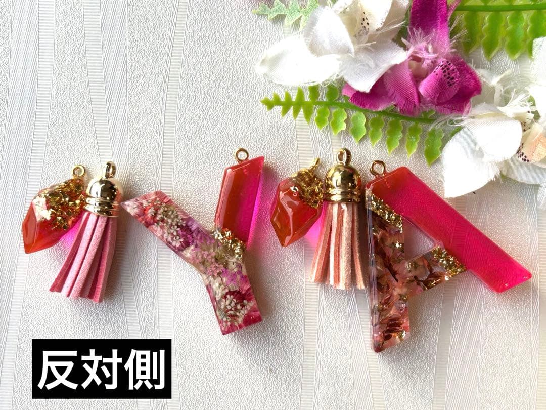 リピ　JOKER様ゴールド専用　イニシャルキーホルダー　ハンドメイド　11点