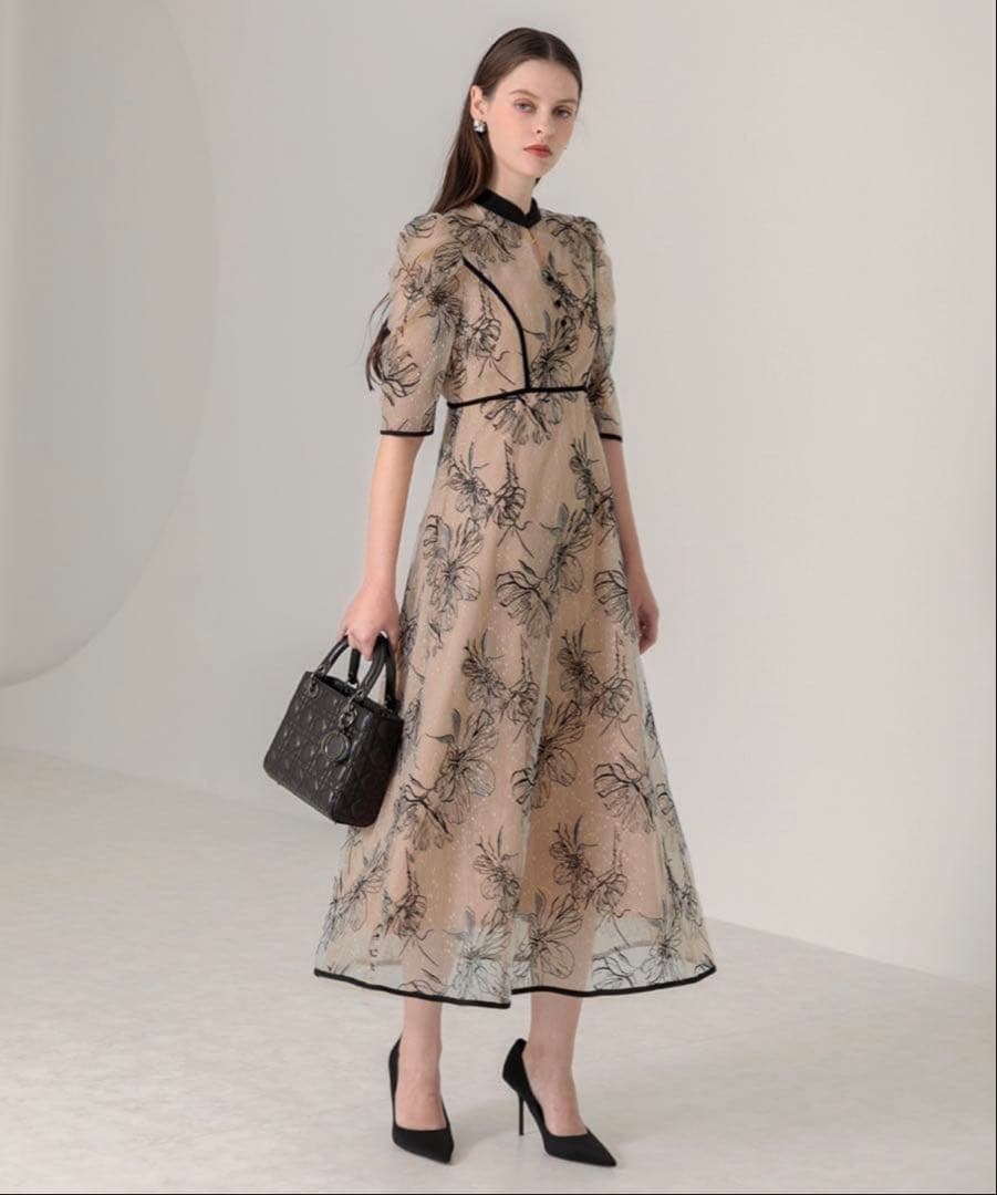 【美品】Leja 配色パイピングハイネック花柄ラメレースワンピースドレス