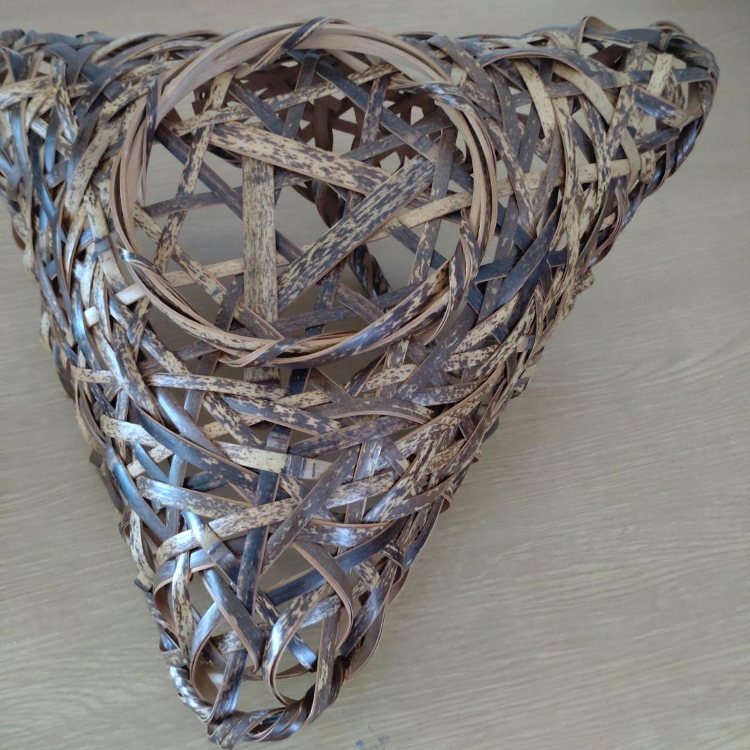 【希少価値！】虎斑竹の花籠 生花用　置物 専用の花瓶剣山付き 専用箱なし