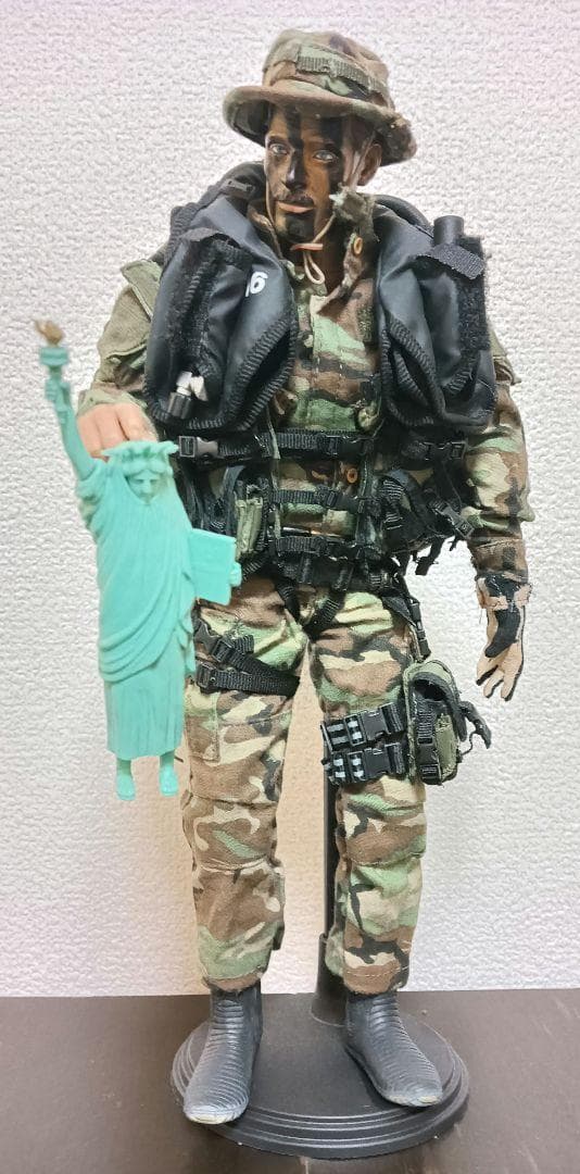 専用　GIジョー2体＆Hot Toys1体　計3体セット