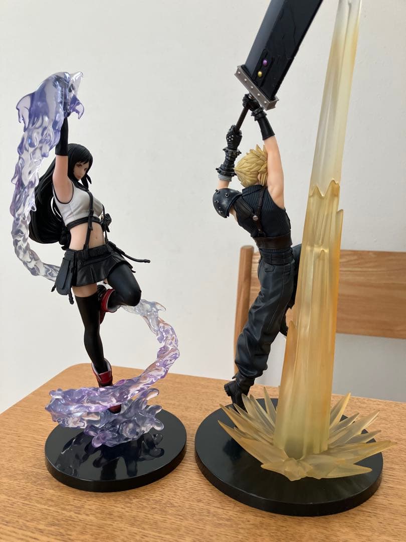 FF7 くじA賞　クラウド・ストライフ フィギュア　エンド賞　ティファ