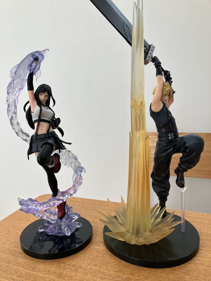 FF7 くじA賞　クラウド・ストライフ フィギュア　エンド賞　ティファ