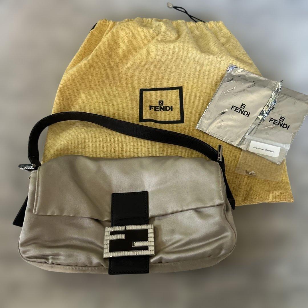 FENDI マンマバケット シルクサテン　ラインストーン