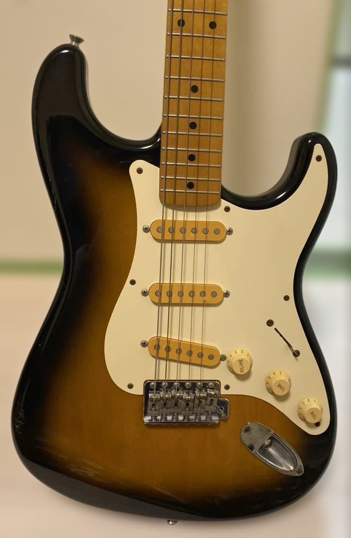 Fender Japan ストラトキャスター サンバースト ST-57