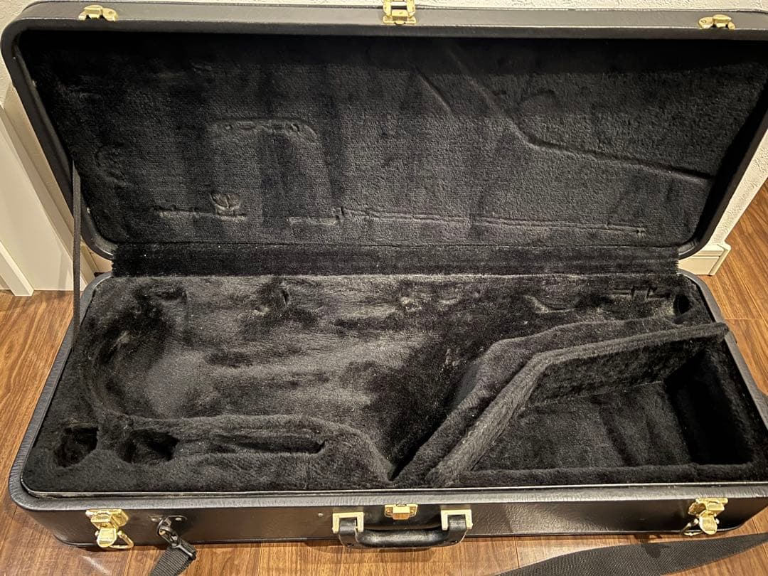 テナーサックス　ケース　ヤナギサワ　純正(鍵なし)