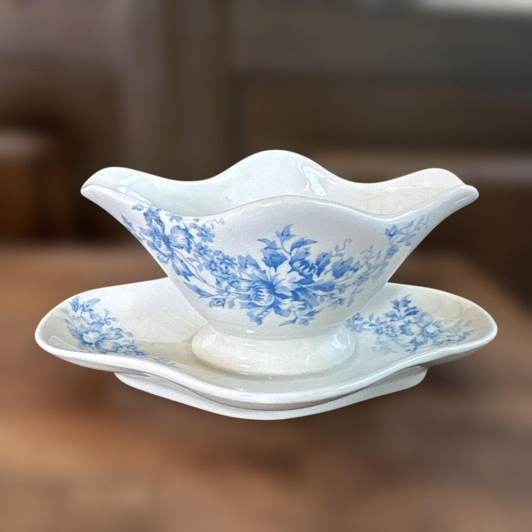 フランスアンティーク　ブルーのお花のソーシエール