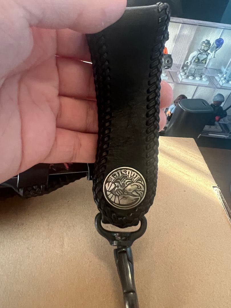 ダーツホルスター 黒/赤 レザー製