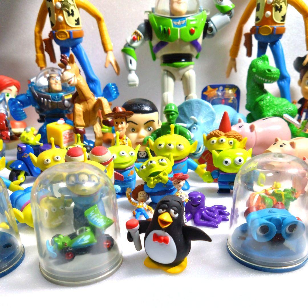 トイ・ストーリー フィギュア 大量