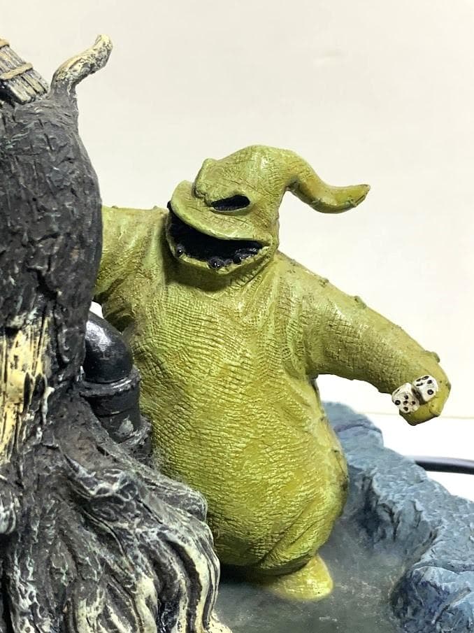 ライトアップジオラマ　ウギー・ブギーの館とロック・ショック・バレル