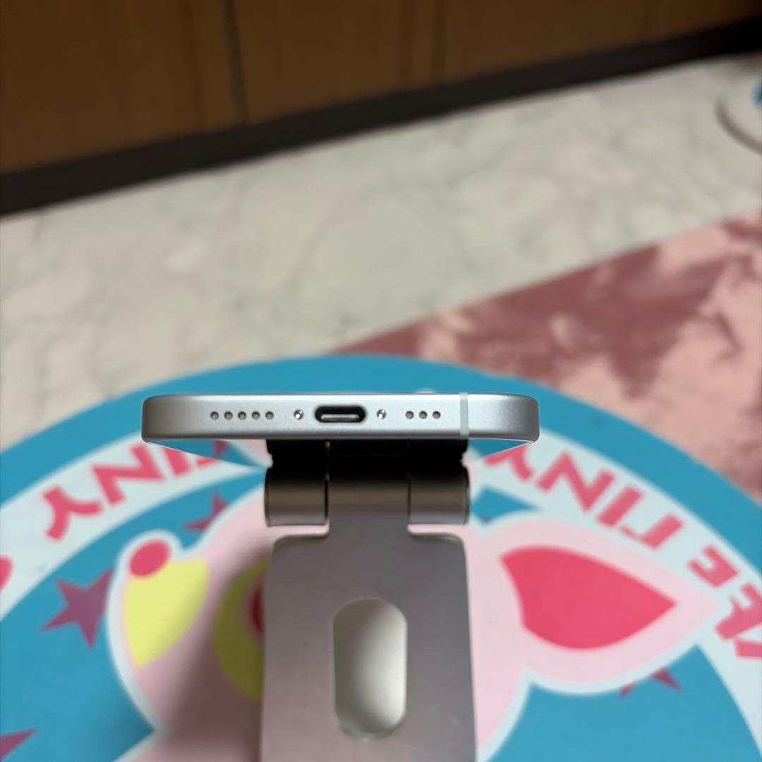 [美品] iPhone15 128g ブルー