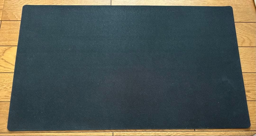 十六夜アキ　ブラック・ローズ・ドラゴン　プレイマット　2011 海外公式