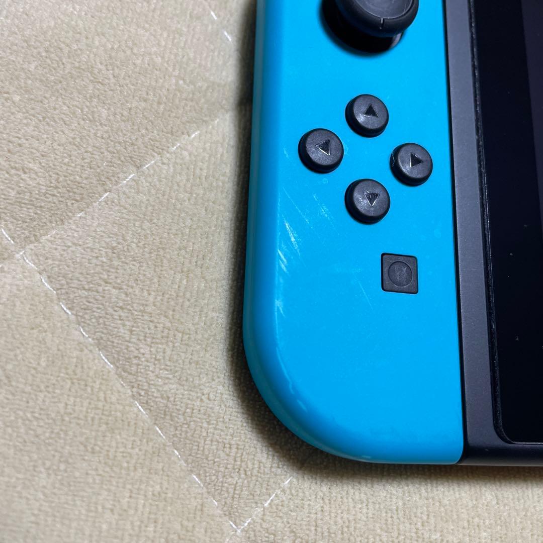 超美品　Nintendo Switch 本体 ネオンブルー・ネオンレッド