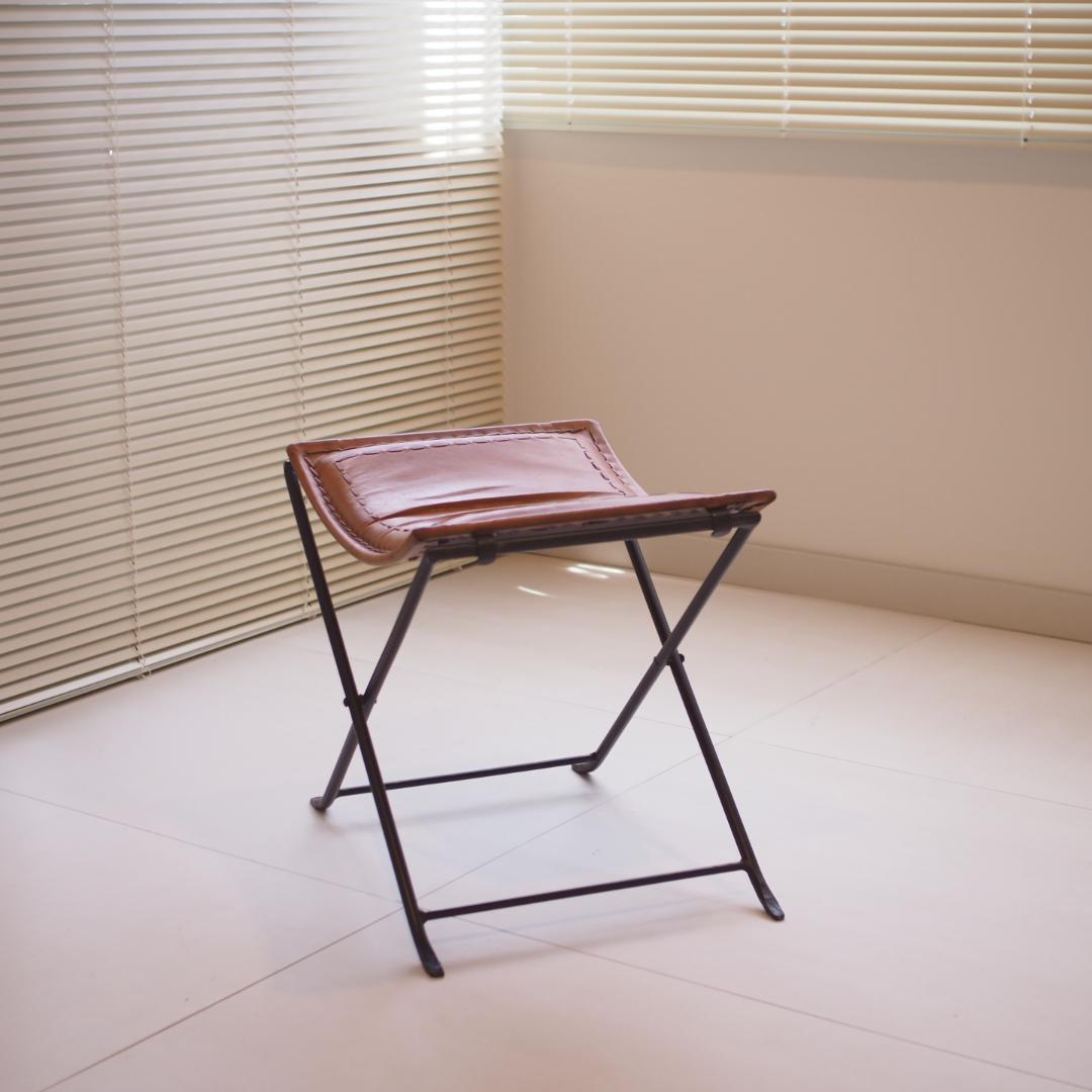レザー折りたたみアイアンスツール 本革 山羊革