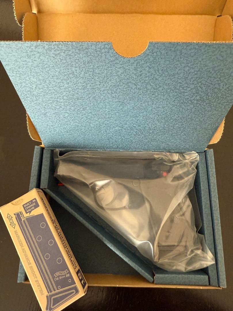 マルゼン　ワルサーPPKブラックガスブローバック　スペアマガジン付　動作確認済み