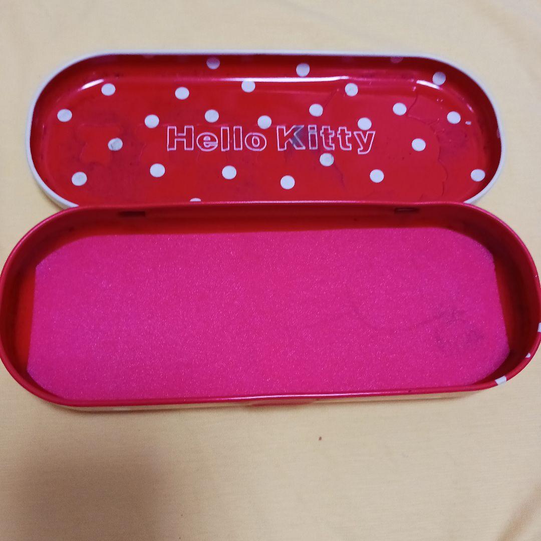 キティ　ハローキティ　缶ケース　筆箱　hello kitty 　サンリオ　レトロ