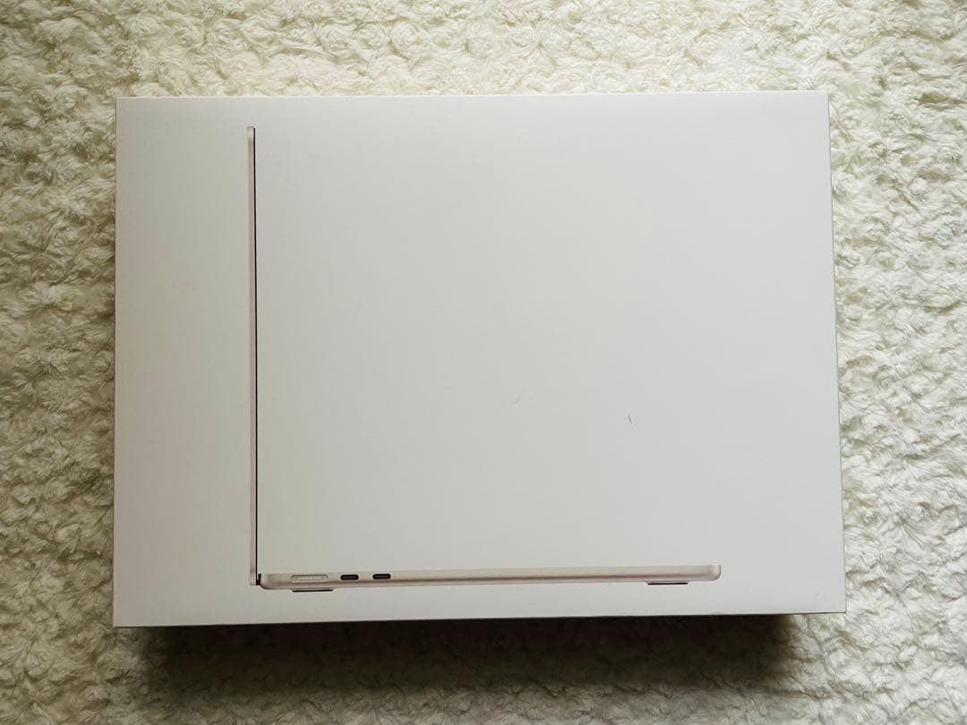 M2チップMacBook Air 13インチ スターライト